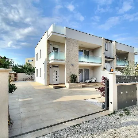 Villa Riccardo 펜션 *